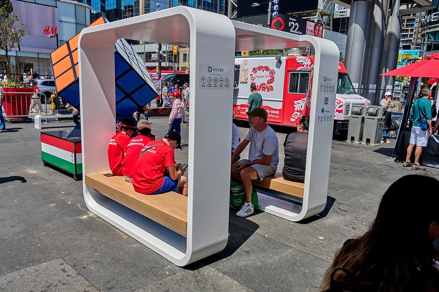 Visitors at Hungarofest in Toronto try Kuube Smart HUB
